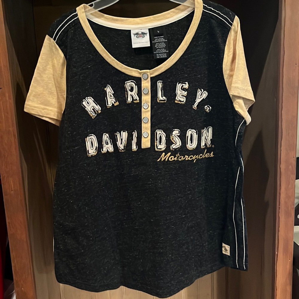 NWOT large black and heather yellow by Harley Davidson